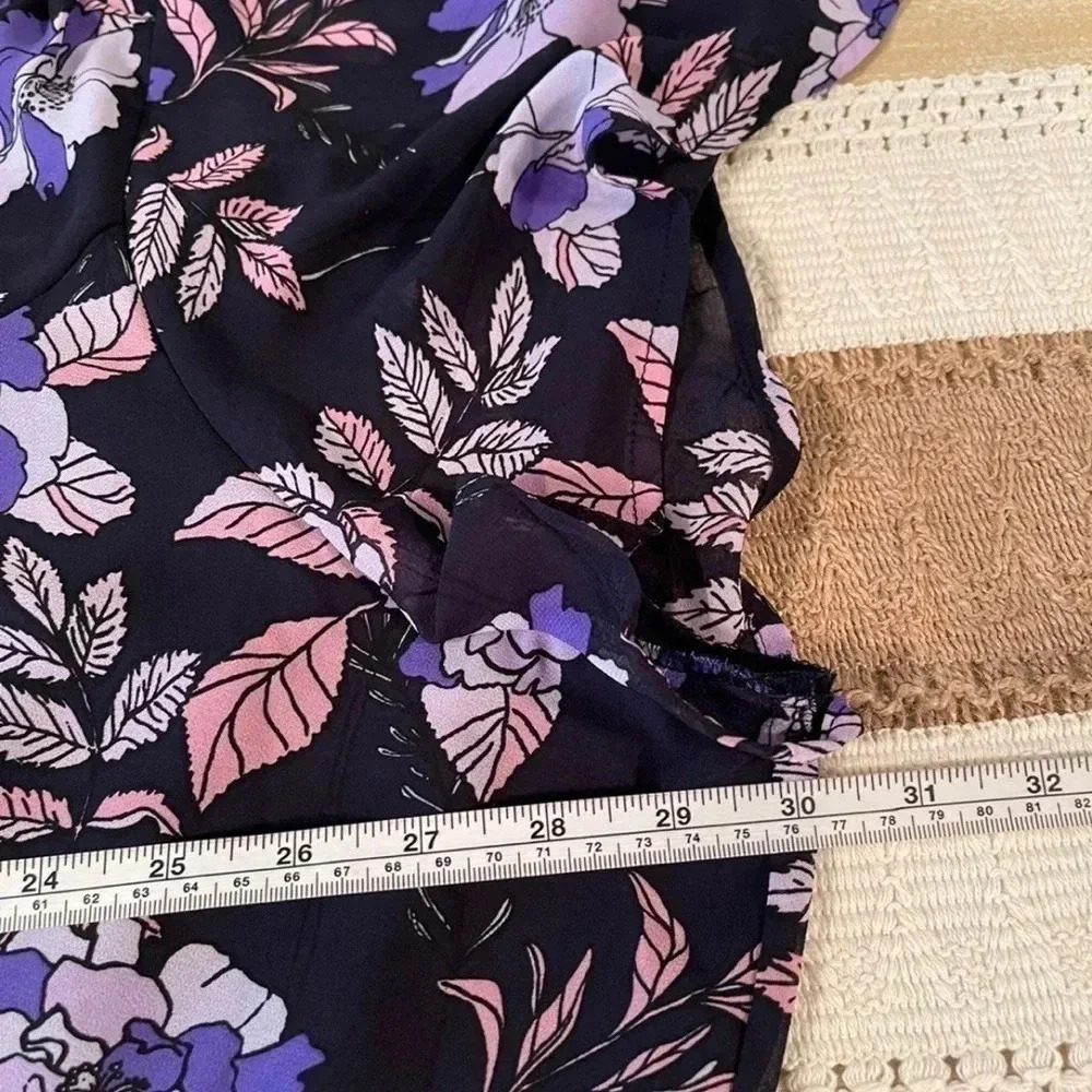 NWT’S.‎ Lane Bryant Floral Babydoll Top Blouse. Short flutter sleeves. - Picture 7 of 9